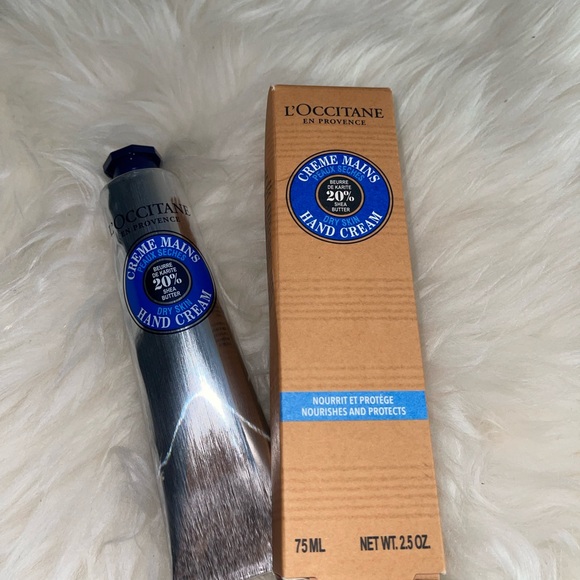 Loccitane nourishing and protective shea butter hand cream - Picture 2 of 2